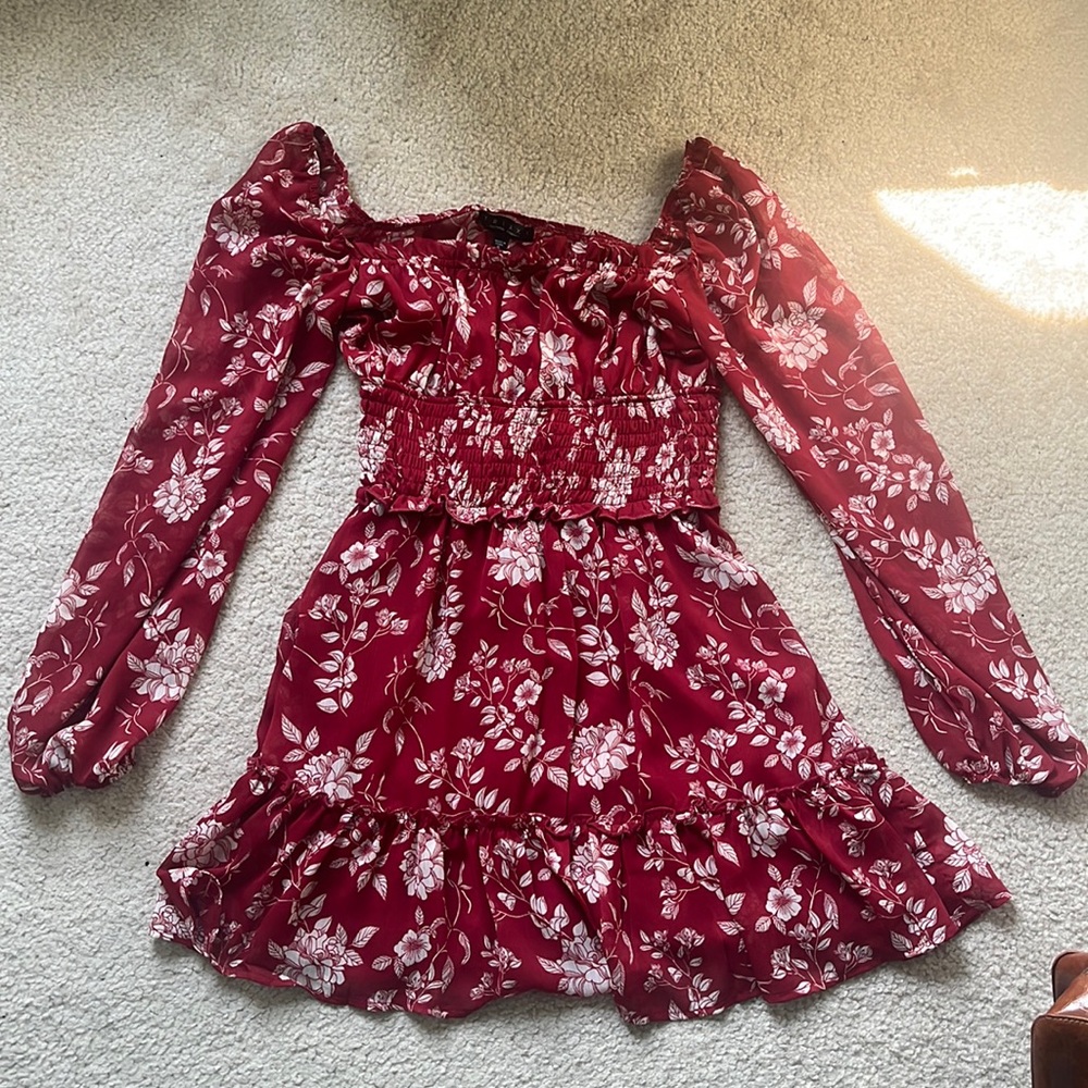 Maroon Francesca’s long-sleeve dress